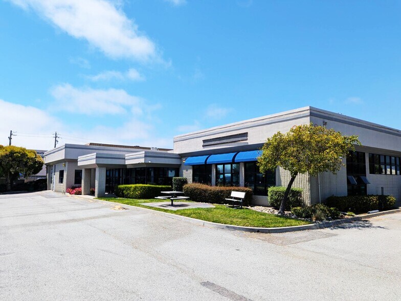 Primary Photo Of 94 Hangar Way, Watsonville Research And Development For Lease