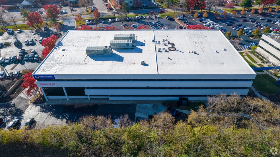 More Photos Of 100 W Old Wilson Bridge Rd, Worthington Medical For Lease