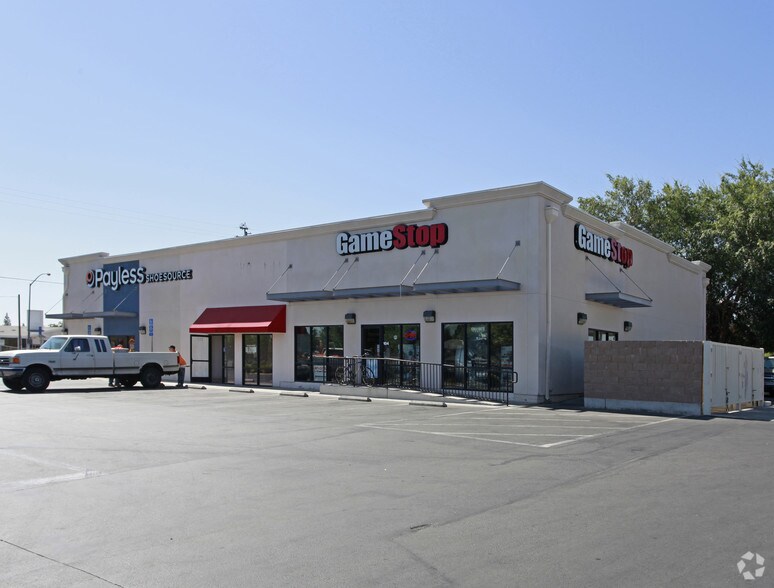 More Photos Of 3235 N 1st St, Fresno Freestanding For Lease