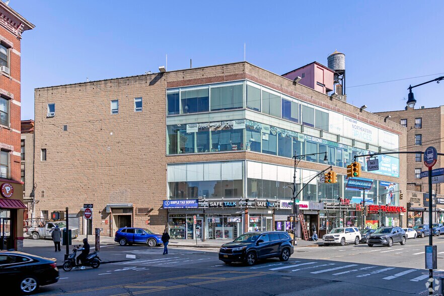 More Photos Of 2825 3rd Ave, Bronx Medical For Lease
