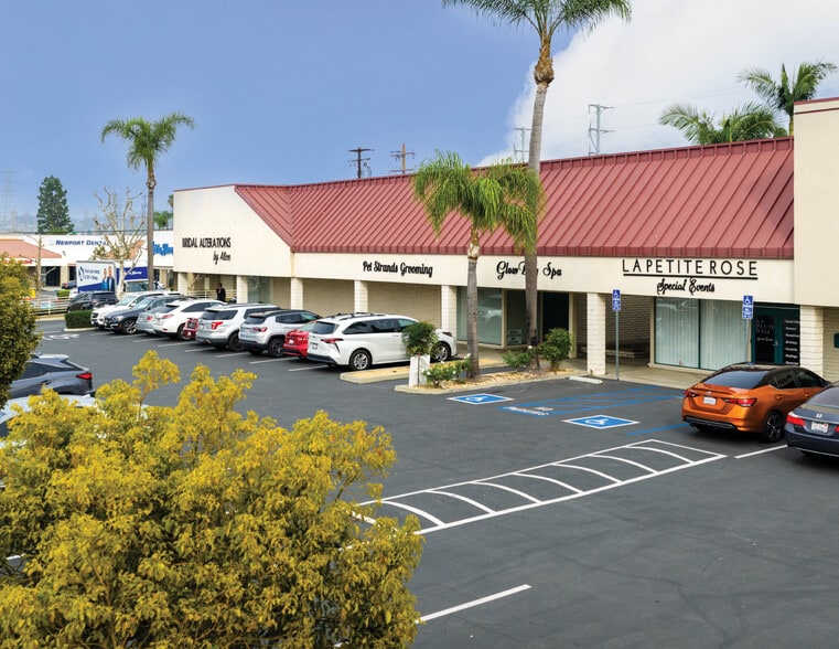 More Photos Of 1140-1232 N Tustin St, Orange Storefront For Sale
