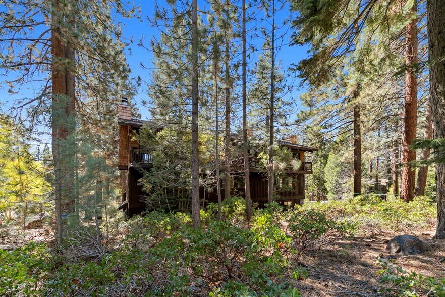 More Photos Of 844 Lichen Ct, Incline Village Apartments For Sale