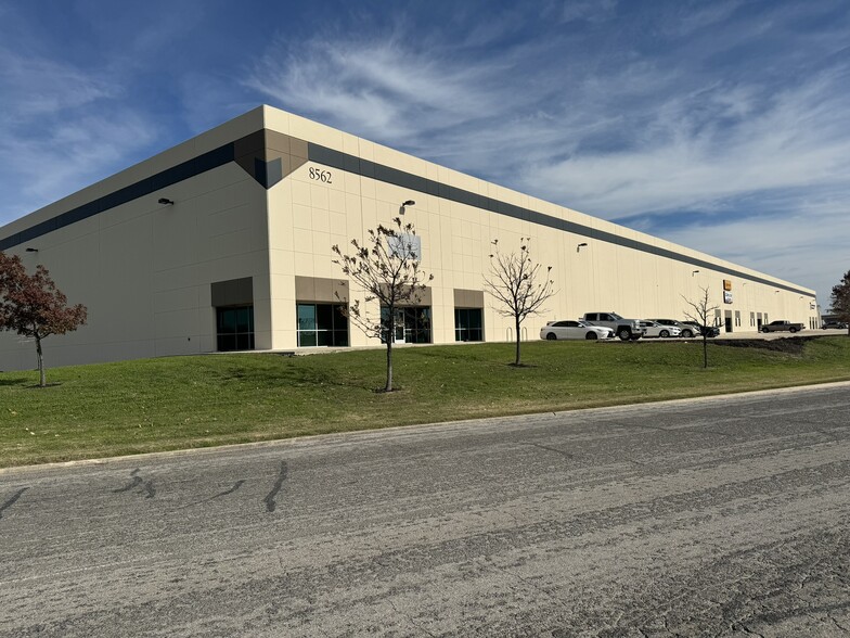 Primary Photo Of 8562 NE Loop 410, San Antonio Distribution For Lease