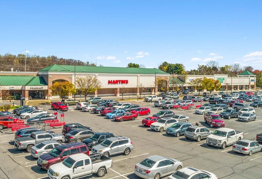 Primary Photo Of 180-200 Rivendell Ct, Winchester General Retail For Lease