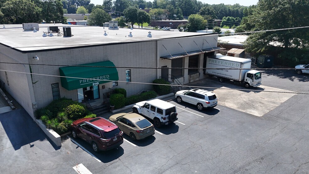 More Photos Of 2115 Hills Ave NW, Atlanta Warehouse For Lease