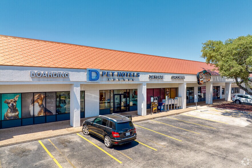 More Photos Of 7101 Hwy 71 W, Austin Unknown For Lease