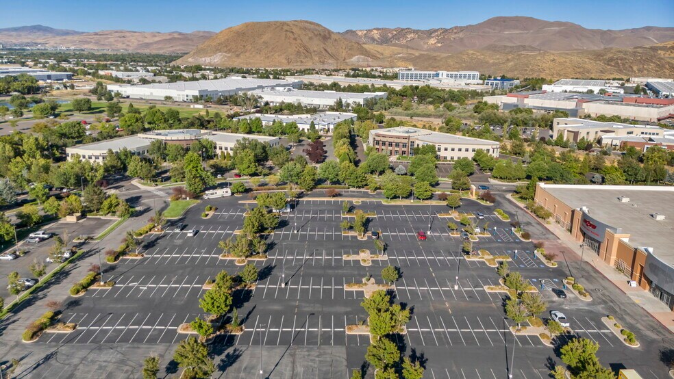 More Photos Of 6895 Sierra Center Pky, Reno Department Store For Lease