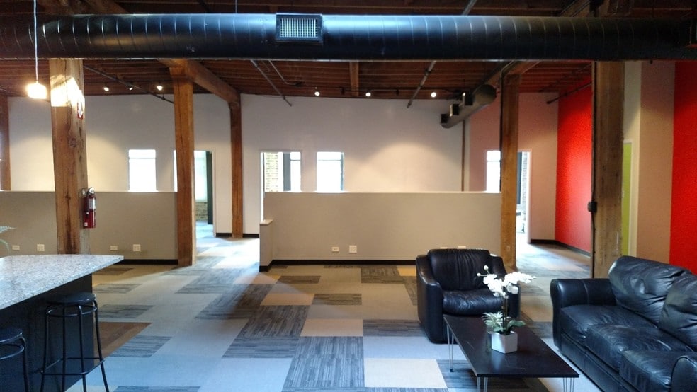 More Photos Of 216 S Jefferson St, Chicago Loft Creative Space For Sale