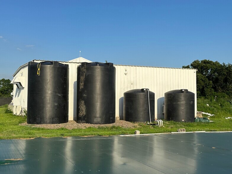 More Photos Of 947 N Buffington Rd, Sallisaw Warehouse For Sale