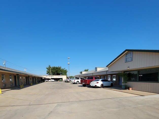 More Photos Of 3130 S Van Buren St, Enid Hotel For Sale