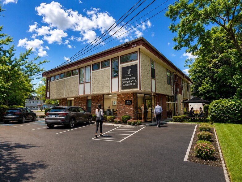 More Photos Of 2117 Crompond Rd, Cortlandt Manor Office For Lease