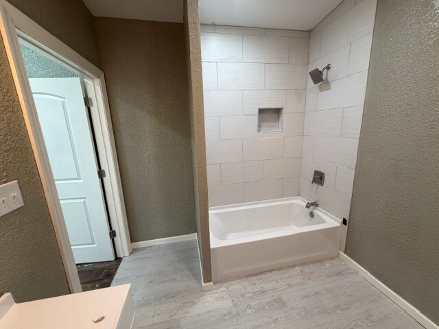 More Photos Of 68 Circle Dr, Marion Light Manufacturing For Sale