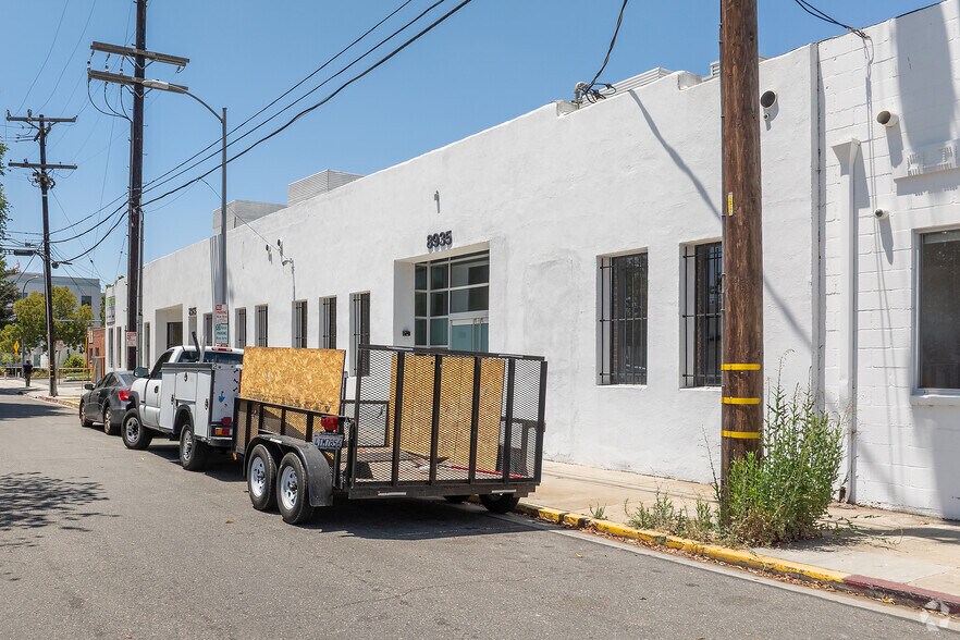 More Photos Of 8935-8965 Washington Blvd, Culver City Loft Creative Space For Lease