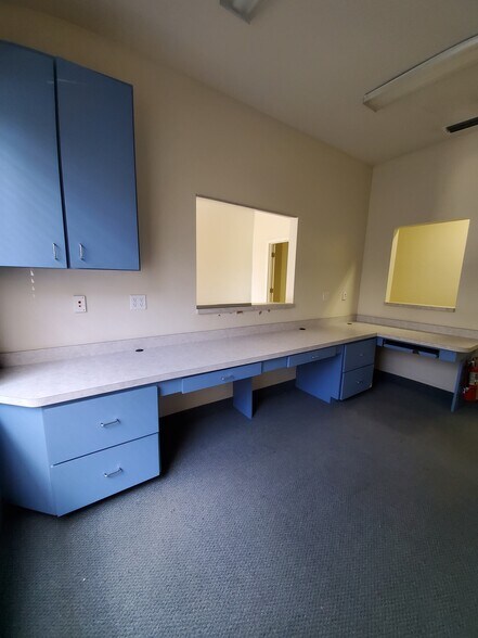 More Photos Of 1302 SE 25th Loop, Ocala Medical For Lease