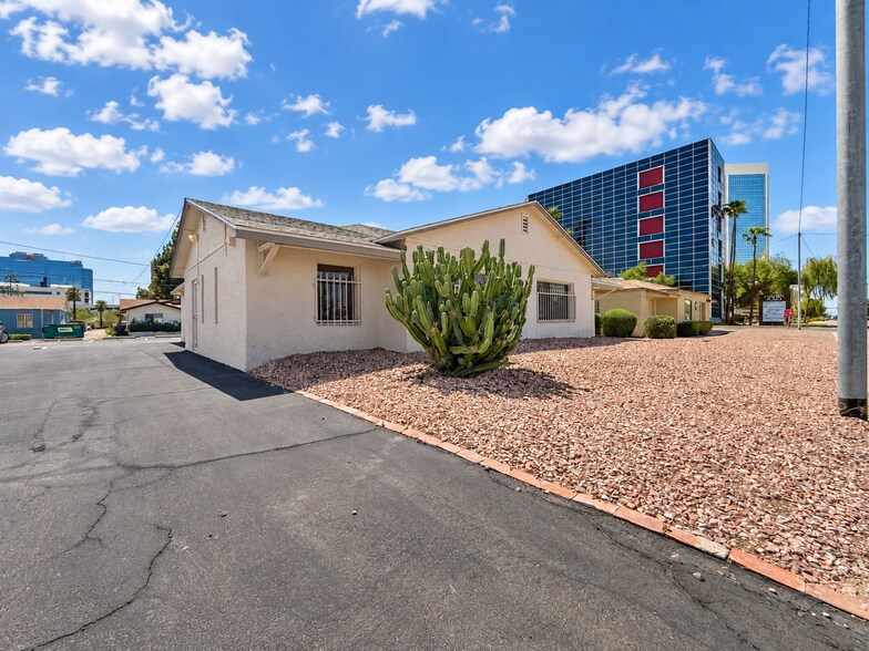 More Photos Of 205 E Osborn Rd, Phoenix Medical For Sale