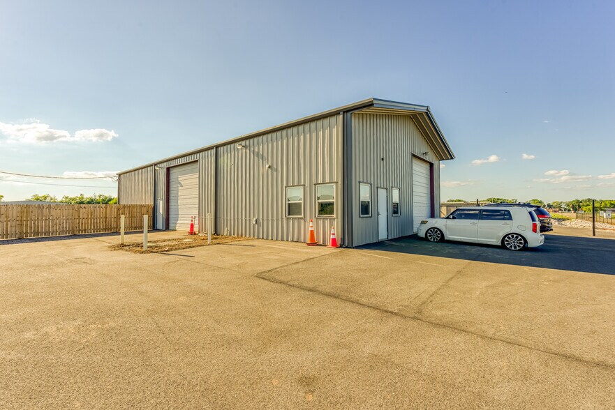 Primary Photo Of 159 Mitch Ave, Tuscumbia Self Storage For Lease