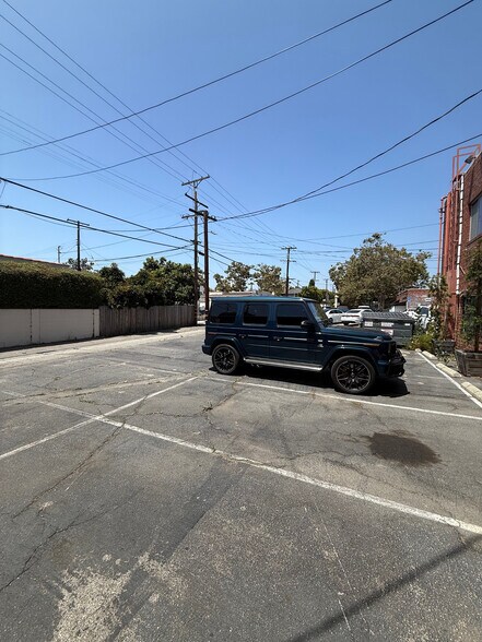 More Photos Of 8906 W Olympic Blvd, Beverly Hills Office For Lease