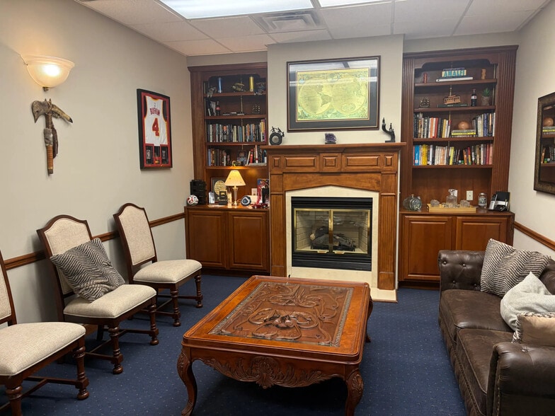 More Photos Of 3640 Hewatt Ct, Snellville Light Distribution For Sale
