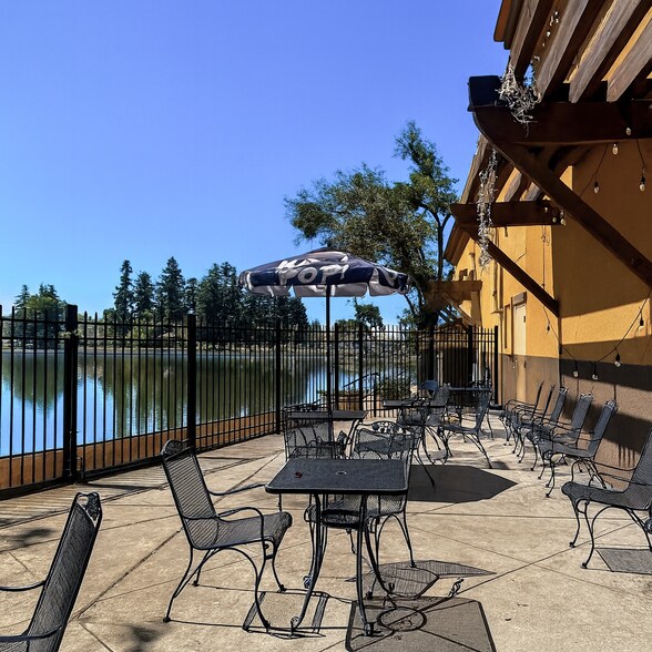 More Photos Of 900 B St, Marysville Freestanding For Lease