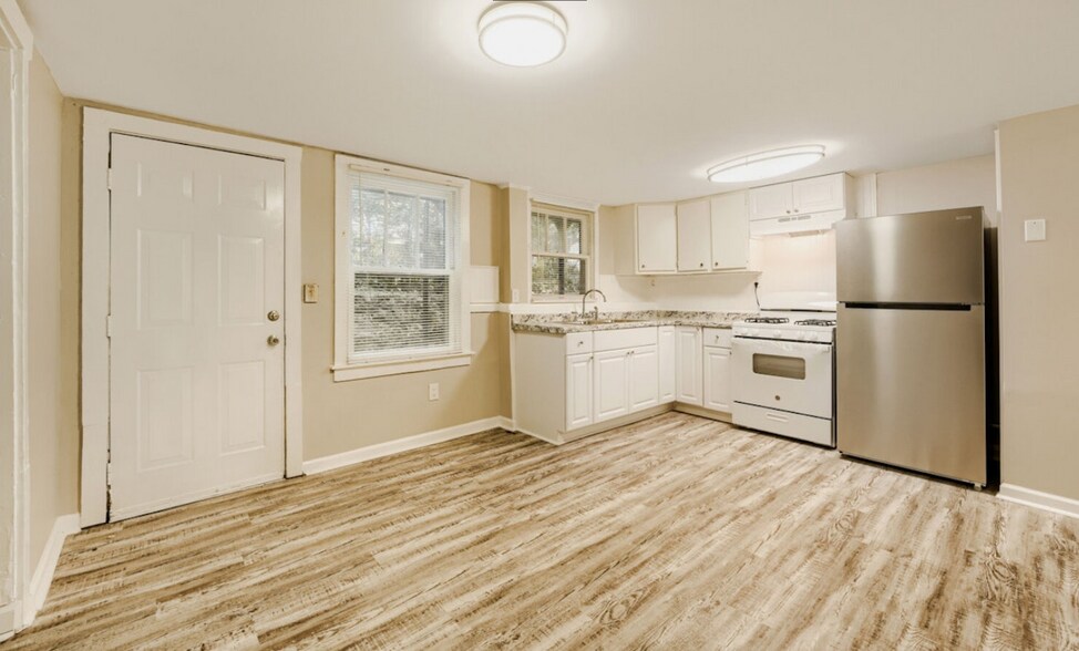 More Photos Of 3632 Main St, College Park Multifamily For Sale