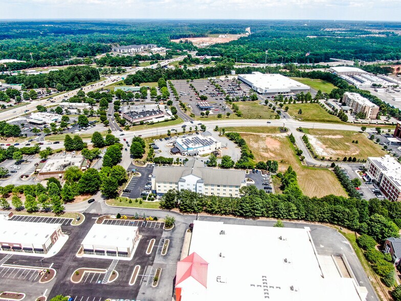More Photos Of 30 Mill Rd, McDonough Hotel For Sale