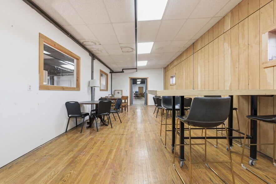 More Photos Of 2 Chapel St, Honesdale Flex For Lease