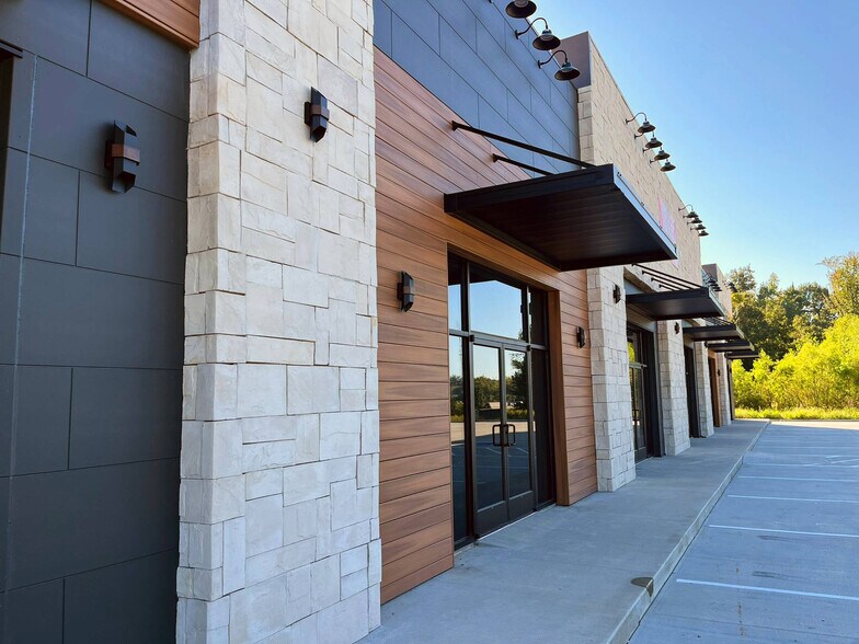 More Photos Of 2000 Shelby Rd., Poplar Bluff General Retail For Lease