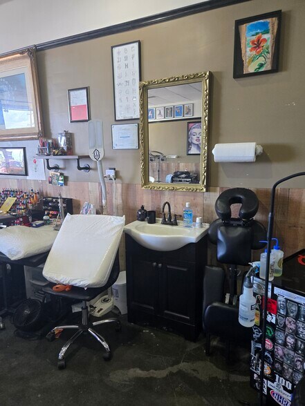 More Photos Of 340 Hana Hwy, Kahului Unknown For Lease