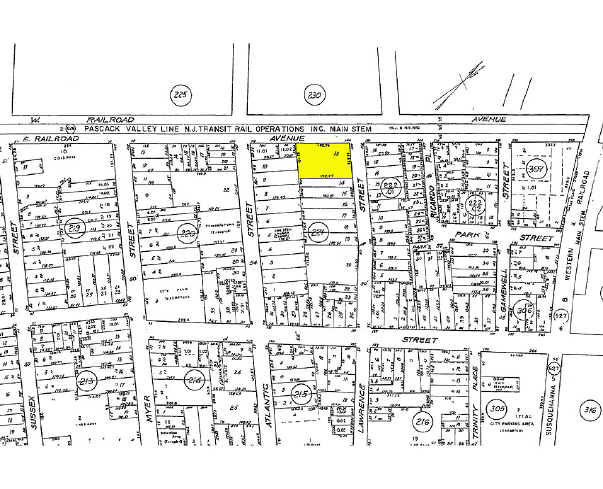 More Photos Of 130 Railroad Ave, Hackensack Warehouse For Lease