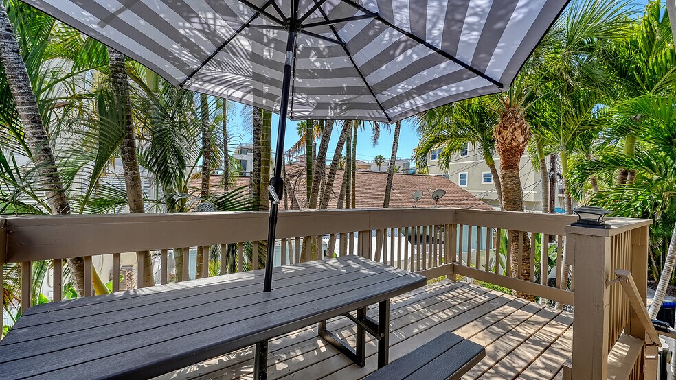 More Photos Of 5610 AVENIDA DEL MARE, Sarasota Specialty For Sale