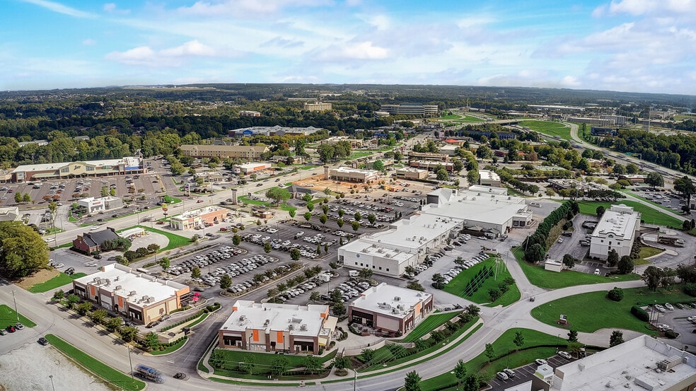 More Photos Of 3620 Pelham Rd, Greenville Unknown For Lease