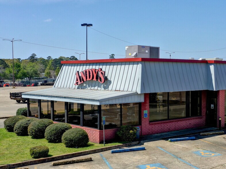 More Photos Of 1308 Main St, Crossett Unknown For Lease