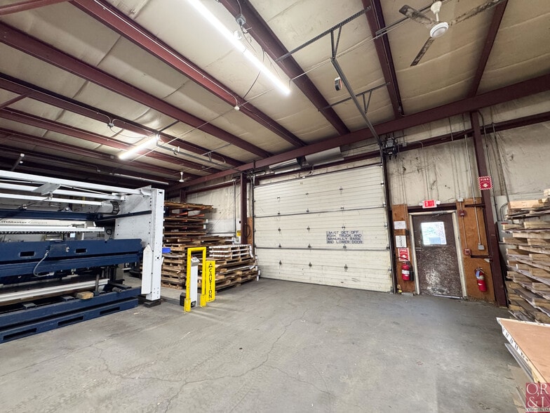 More Photos Of 10 Denlar Dr, Chester Manufacturing For Sale