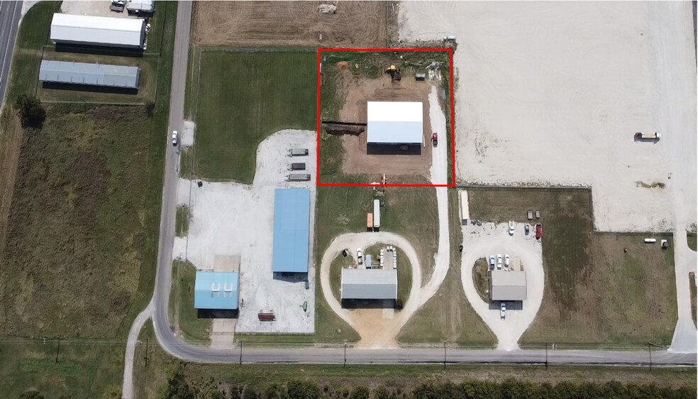 More Photos Of 490 Locust St, Whitesboro Industrial For Lease