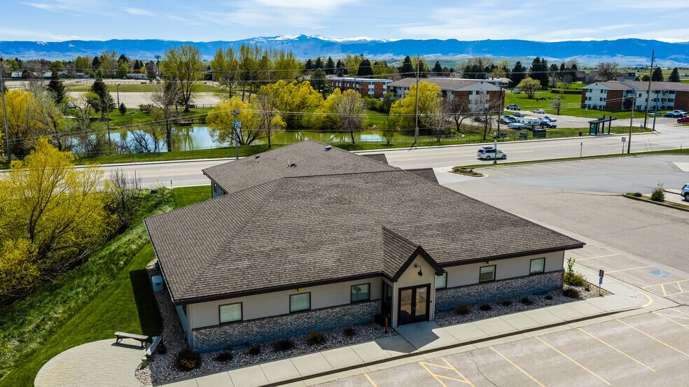 More Photos Of 1701 W 5th St, Sheridan Medical For Sale