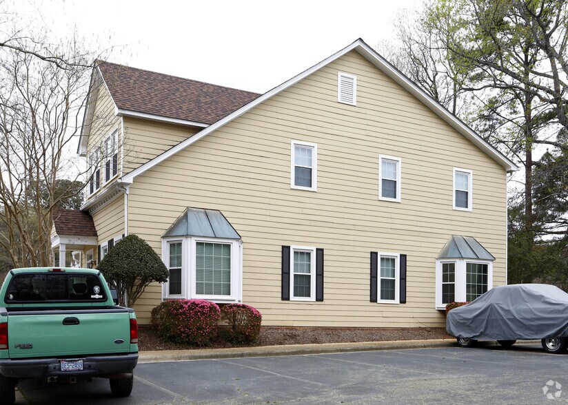 More Photos Of 5876-5886 Faringdon Pl, Raleigh Office Residential For Lease