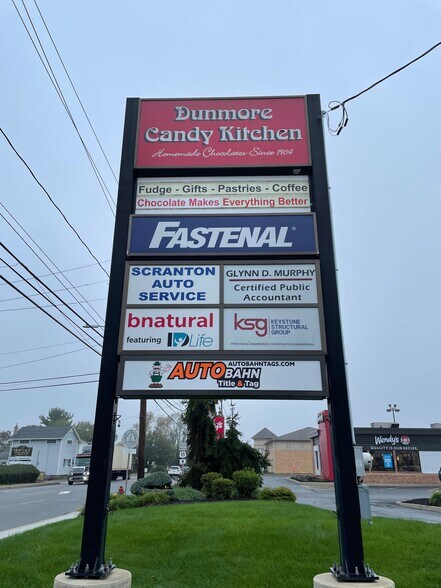 More Photos Of 711 Davis St, Scranton Warehouse For Lease