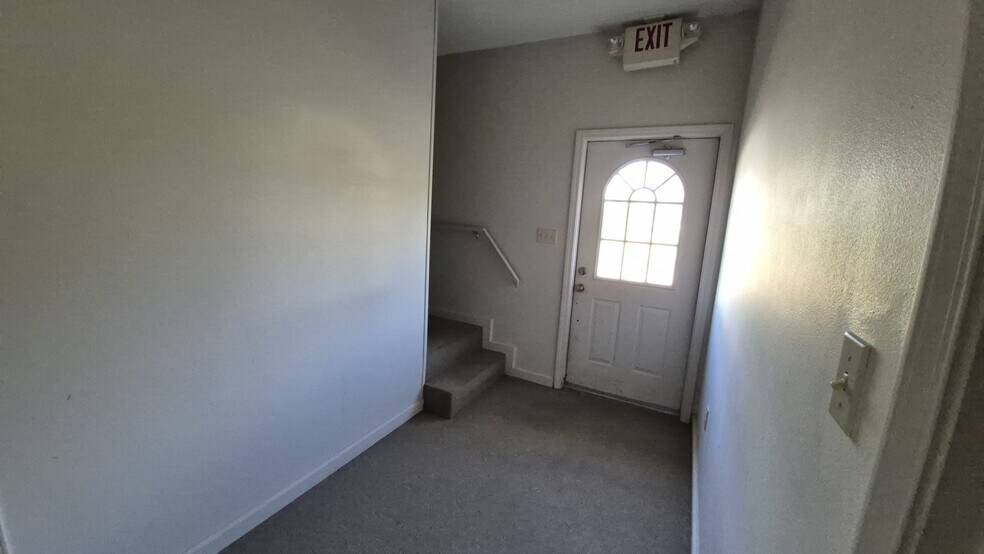 More Photos Of 310 Clay St, Arkadelphia Office For Sale