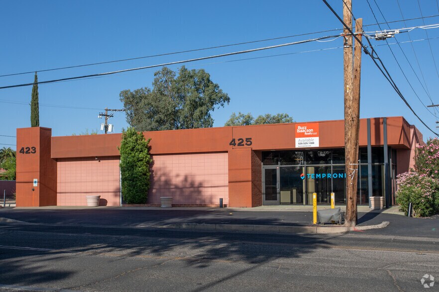 More Photos Of 423-425 N Tucson Blvd, Tucson Showroom For Sale