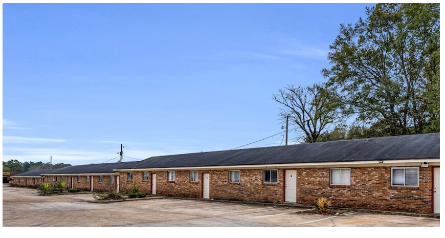 More Photos Of 201 Lynn Ln, Starkville Apartments For Sale