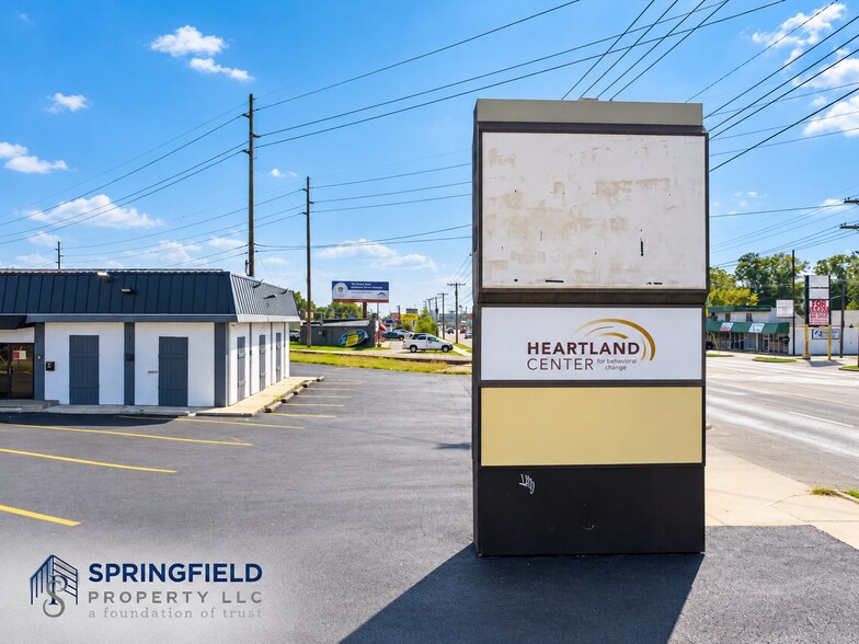 More Photos Of 838-840 S Glenstone Ave, Springfield Office For Lease