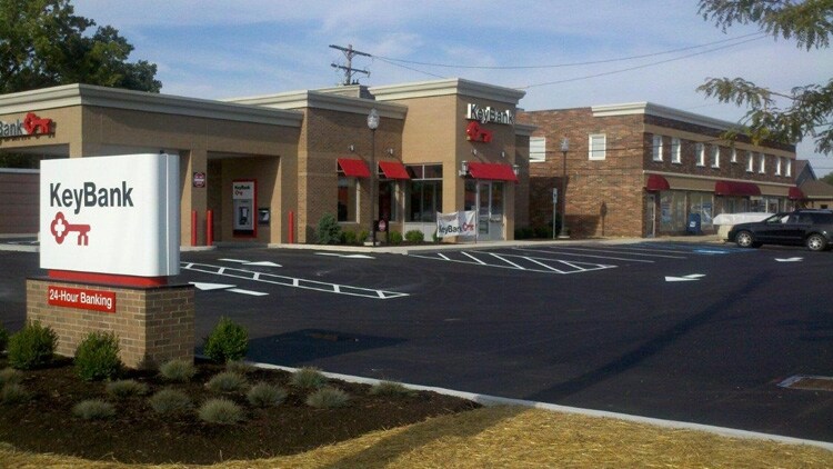 More Photos Of 35475 Vine St, Eastlake Storefront Retail Office For Lease