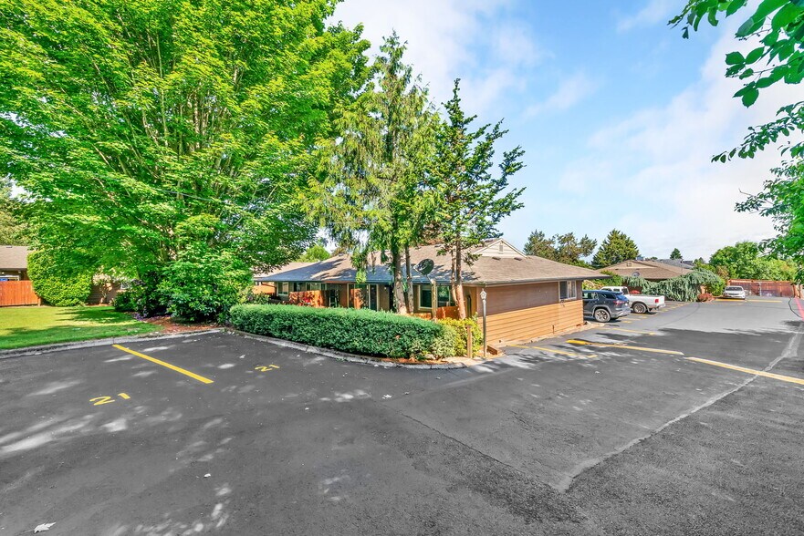 More Photos Of 14130 SW 105th Ave, Tigard Apartments For Sale