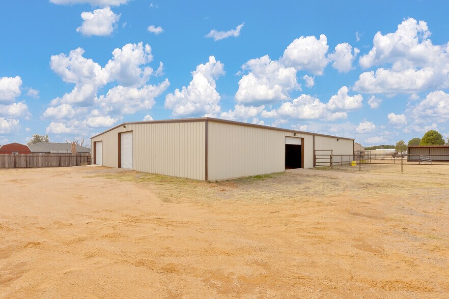 More Photos Of 7405 E County Road 110, Midland Land For Sale