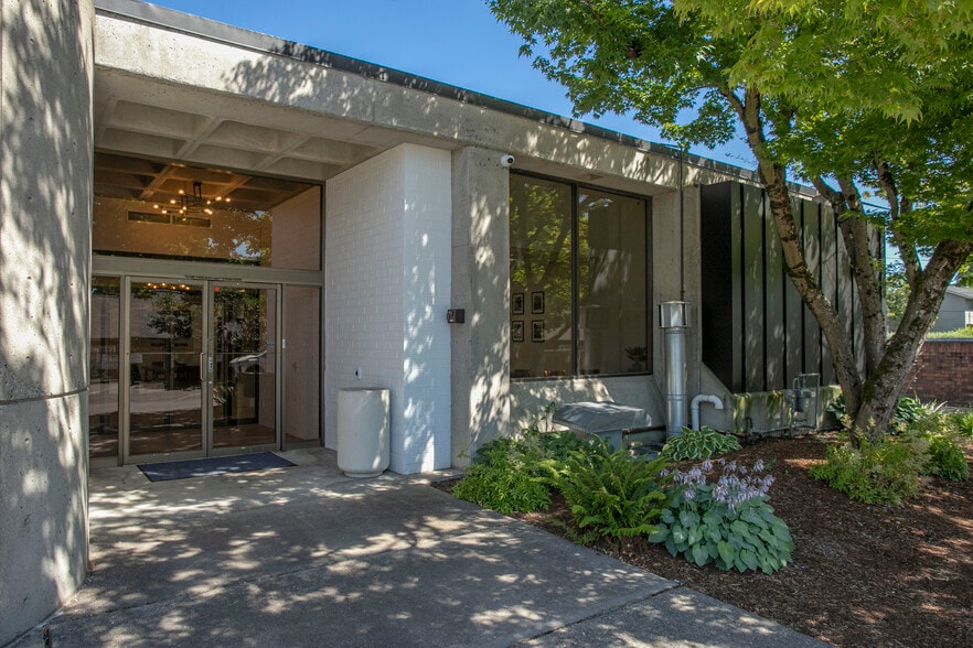 Primary Photo Of 2811 E Evergreen Blvd, Vancouver Medical For Sale
