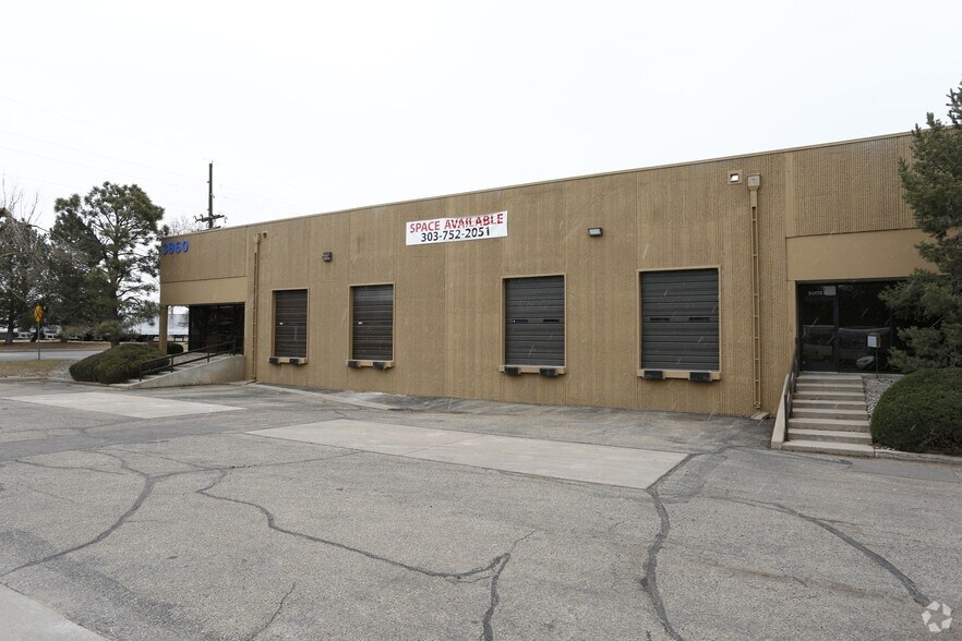 More Photos Of 3800 Revere St, Denver Unknown For Lease