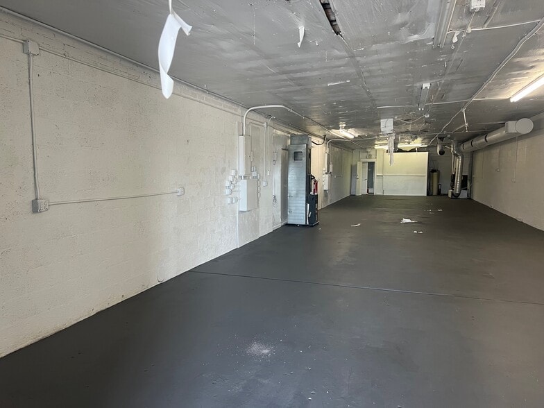 More Photos Of 4228 York St, Denver Warehouse For Sale