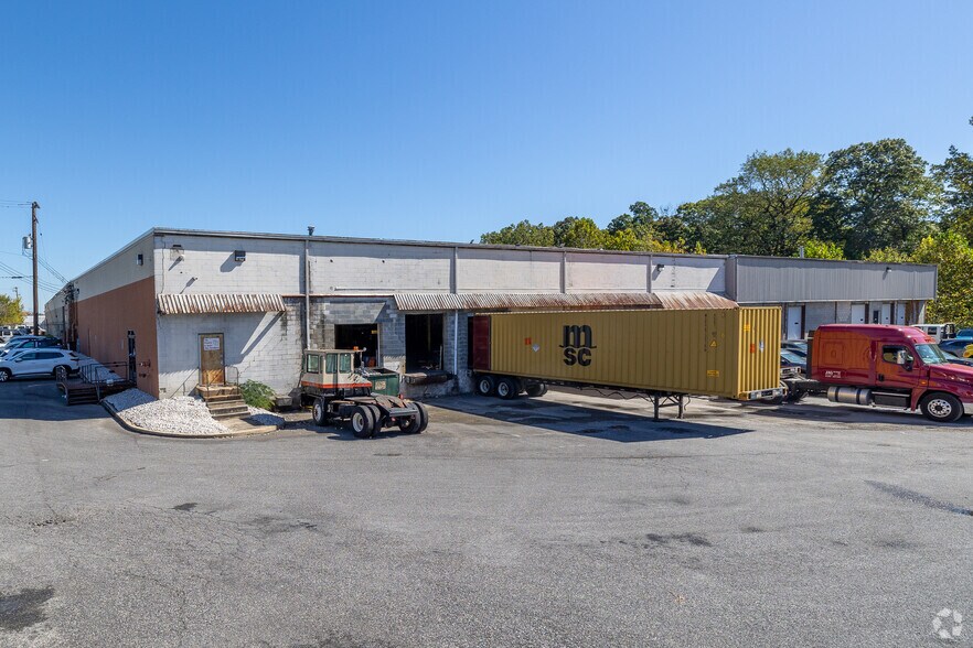 More Photos Of 1101 Hanzlik Ave, Rosedale Manufacturing For Lease