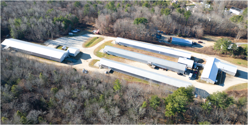 More Photos Of 212 Depot Rd, Auburn Light Distribution For Sale