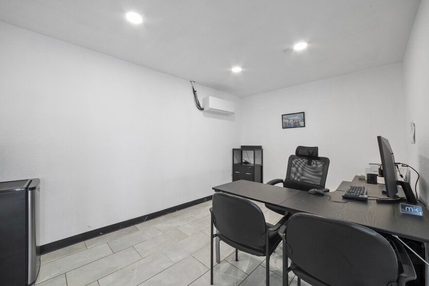 More Photos Of 11291 Folsom Blvd, Rancho Cordova Auto Dealership For Sale